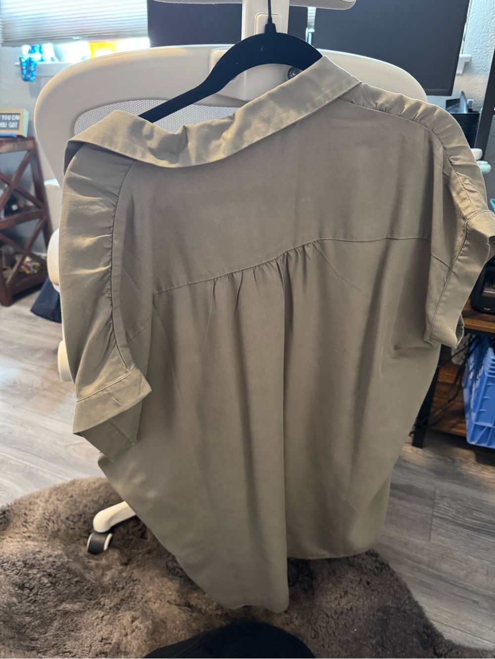 Quince Vintage Wash Tencel Camp Shirt Olive Green Lyocell Top - NWT - Picture 2 of 3